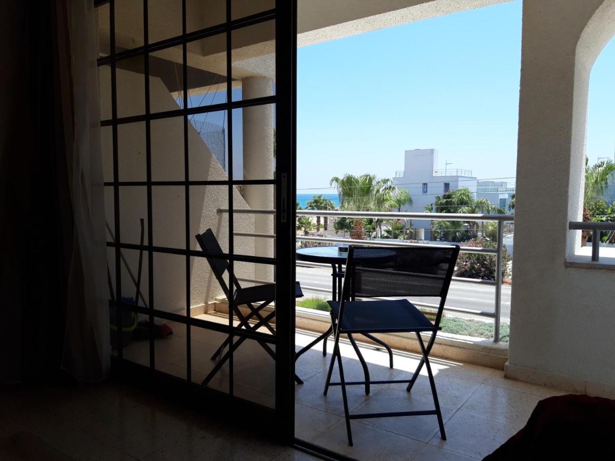 La Veranda Sea View Apartments 拉纳卡 外观 照片