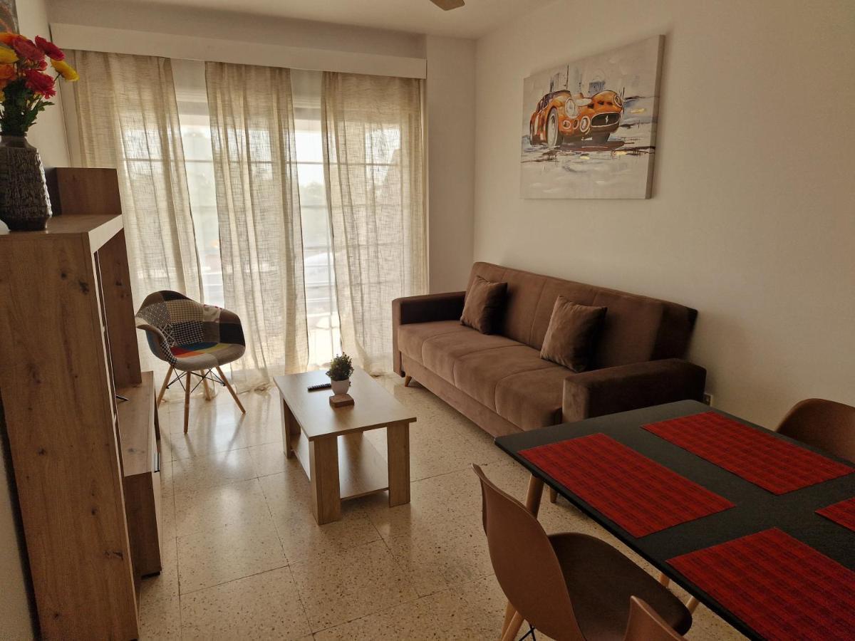 La Veranda Sea View Apartments 拉纳卡 外观 照片